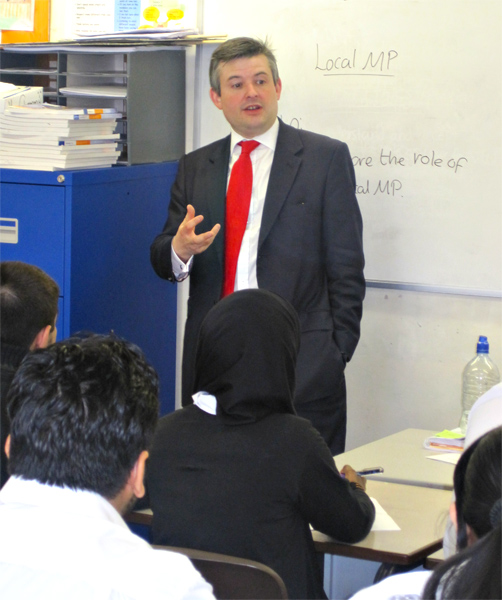 Jon Ashworth MP for Leicester south giving a talk and answering questions at Year 10 GCSE Citizenship Class at Moat Community College