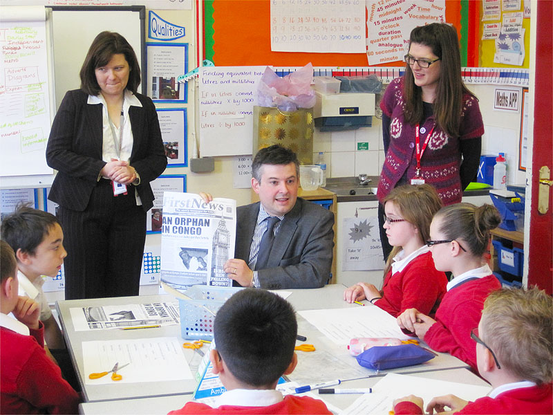 Headteacher, Helen Tarokh, Jon and Councillor Cutkelvin at a Year 6 lesson