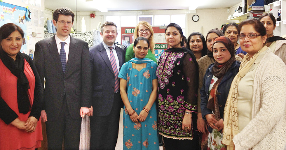 Jon with Rory Palmer (left), Anna Pangbourne (centre), Yasmin Nathani (right), and various staff and Shama users